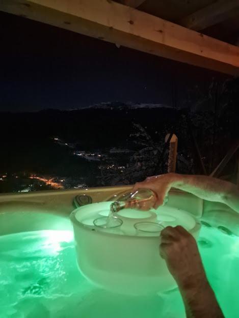 Molden 1 - Med Jacuzzi! Apartment Luster Exterior photo